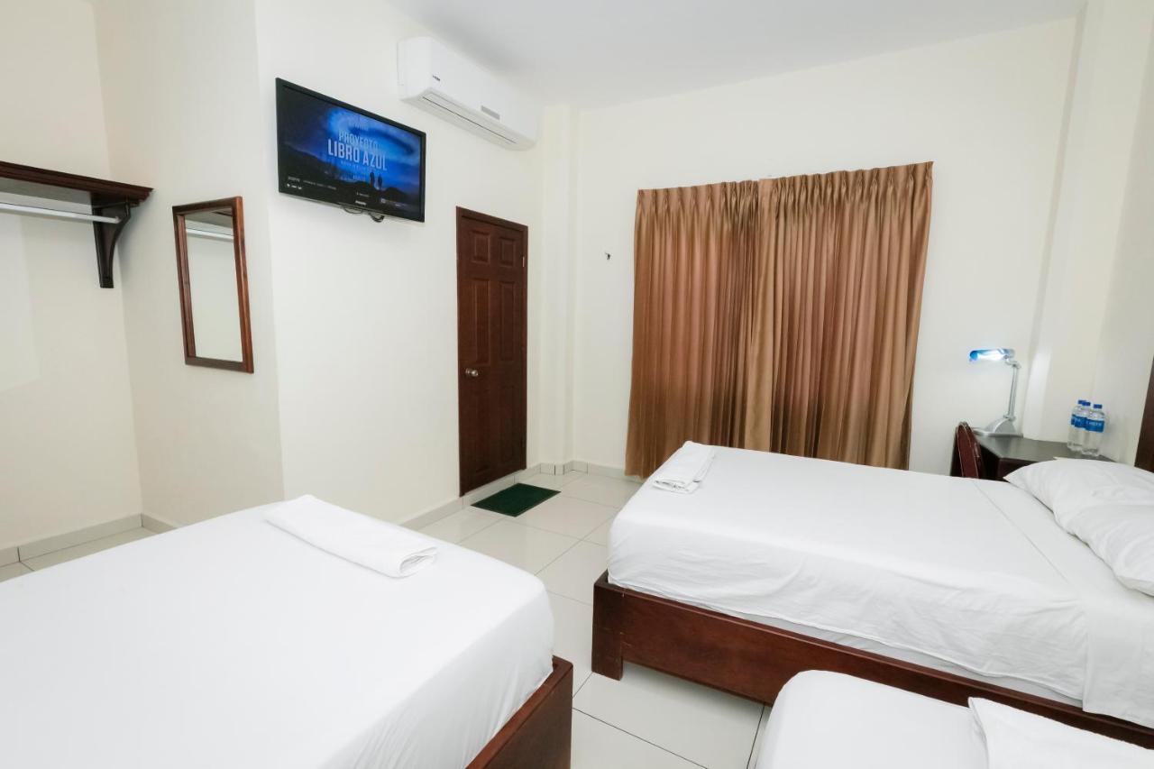 Hotel Mediterraneo Inn Santa Rosa de Lima Luaran gambar